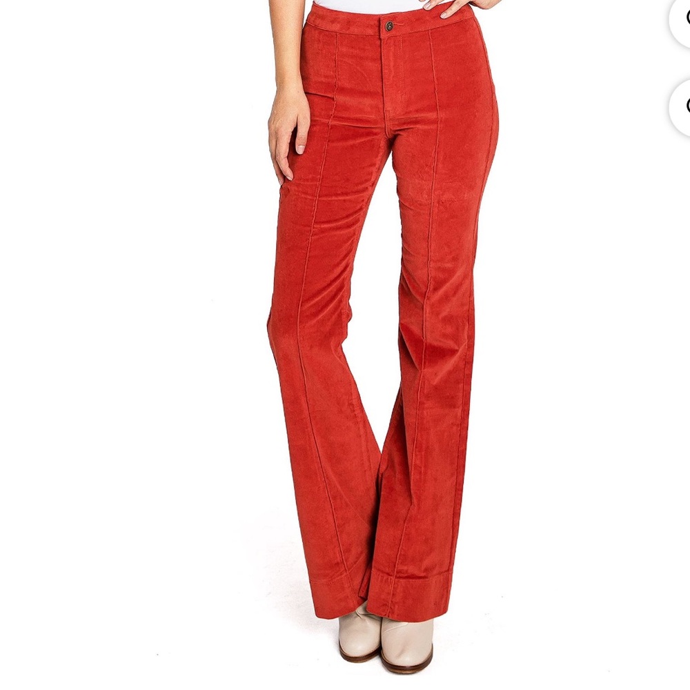NBW too big. Super cute and comfortable.